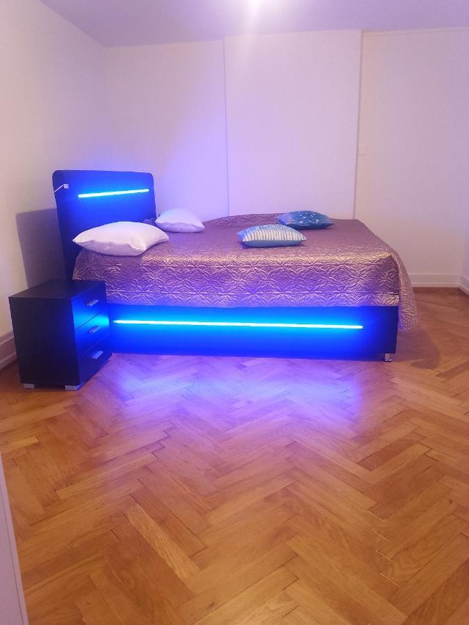 Charming Flat Center And Near The Lake Женева Экстерьер фото