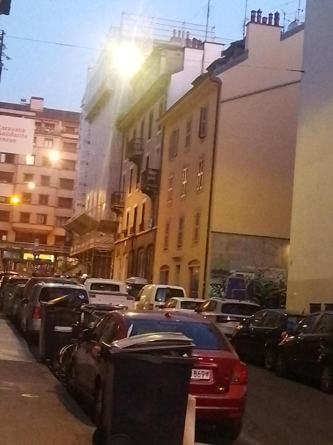 Charming Flat Center And Near The Lake Женева Экстерьер фото